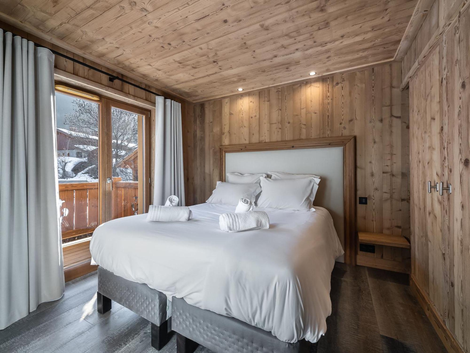 Spacieux De Luxe A Courchevel, Proche Pistes Et Commerces, Parking Inclus - Fr-1-568-7 Apartment